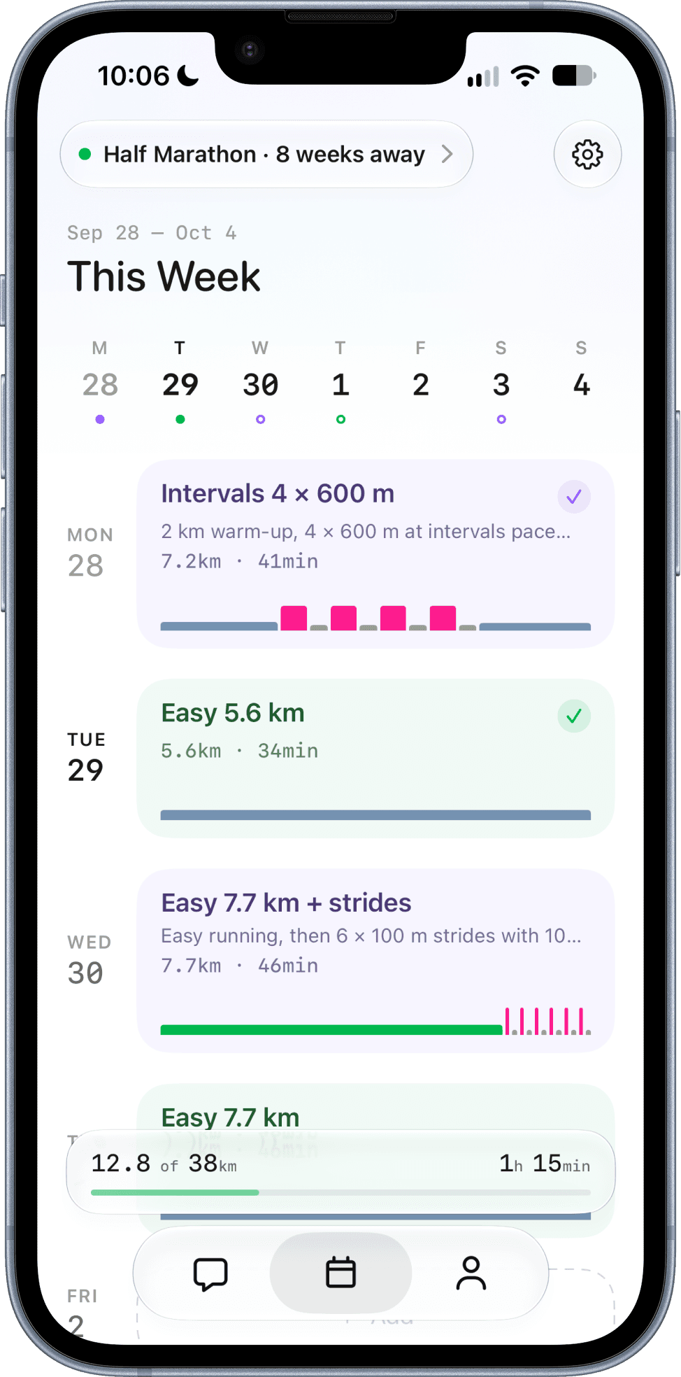 Paceboard weekly view showing completed runs, planned distance, and a half marathon countdown